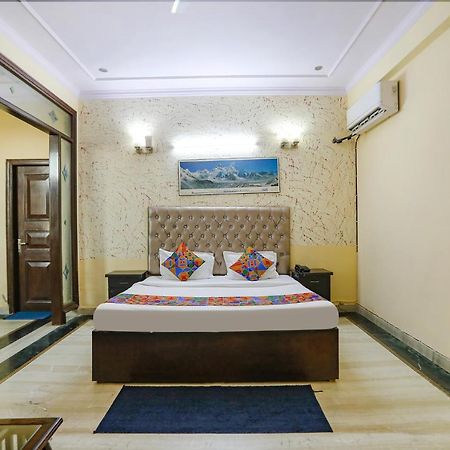 Fabexpress Hm Palace Otel Noida Dış mekan fotoğraf