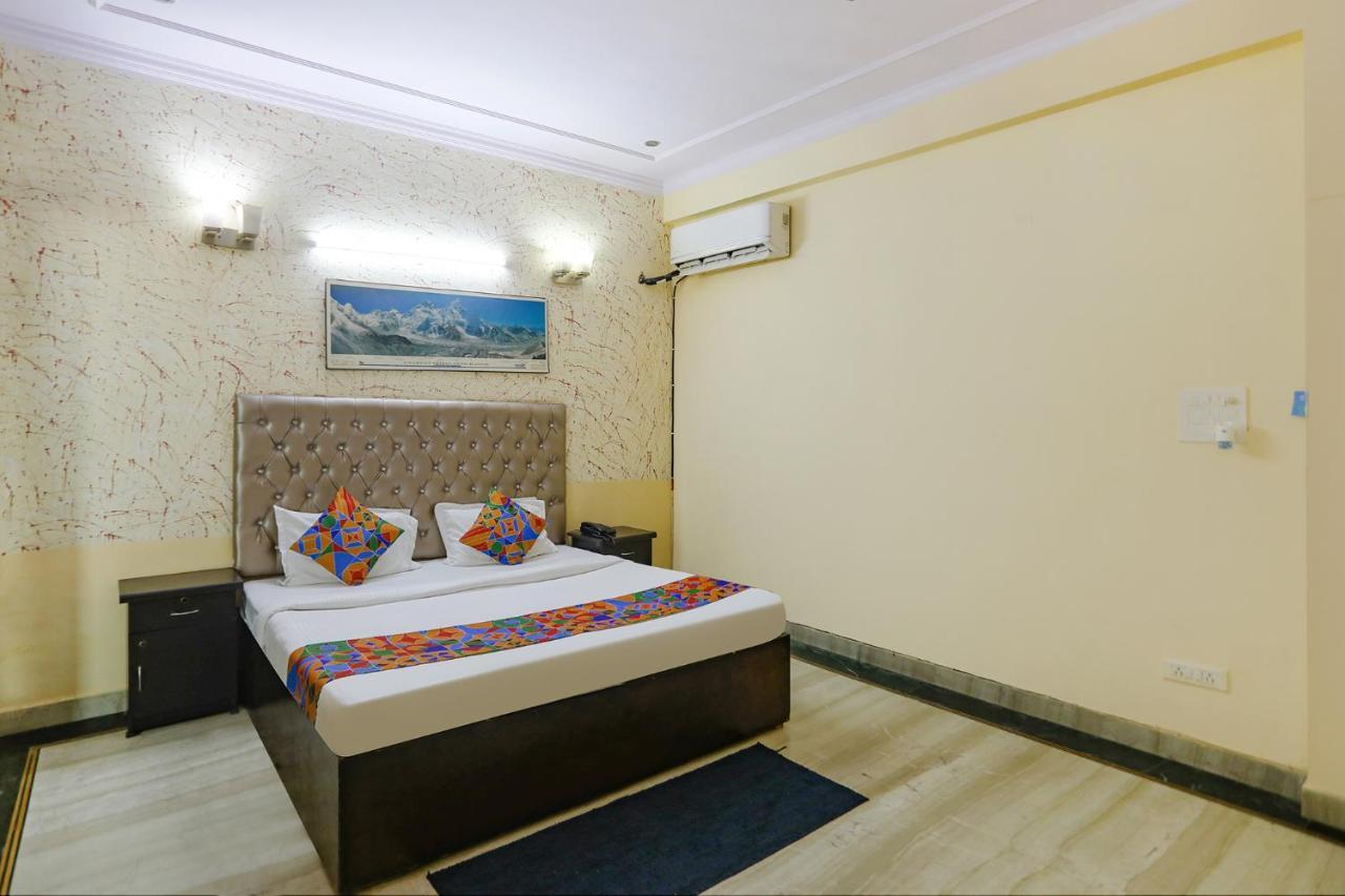 Fabexpress Hm Palace Otel Noida Dış mekan fotoğraf